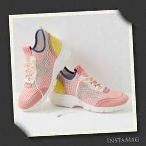 SAM EDELMAN Chelsie Emblem Knit Lace-Up Sneakers